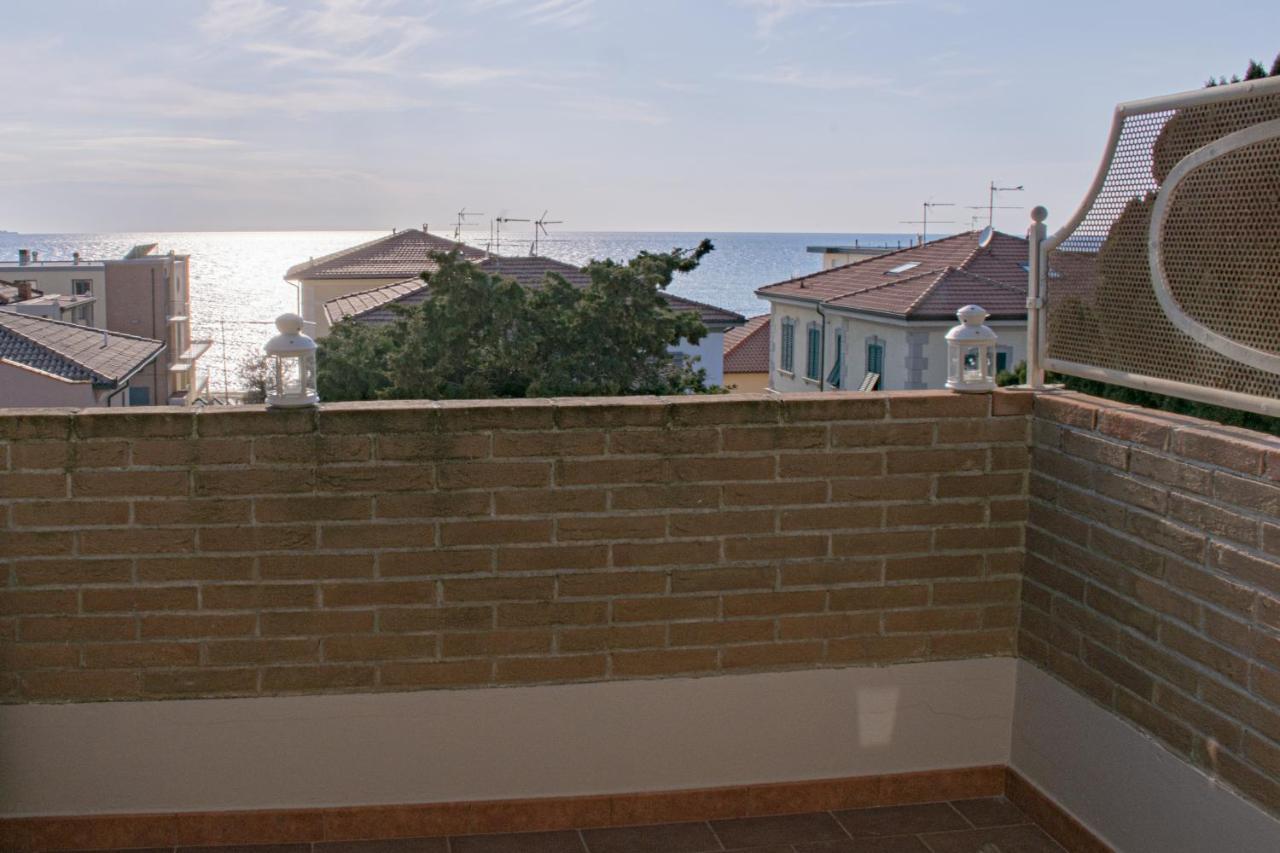 Апартаменты Casa Myconis 68Mq A Due Passi Dal Mare Di Сан-Винченцо Экстерьер фото